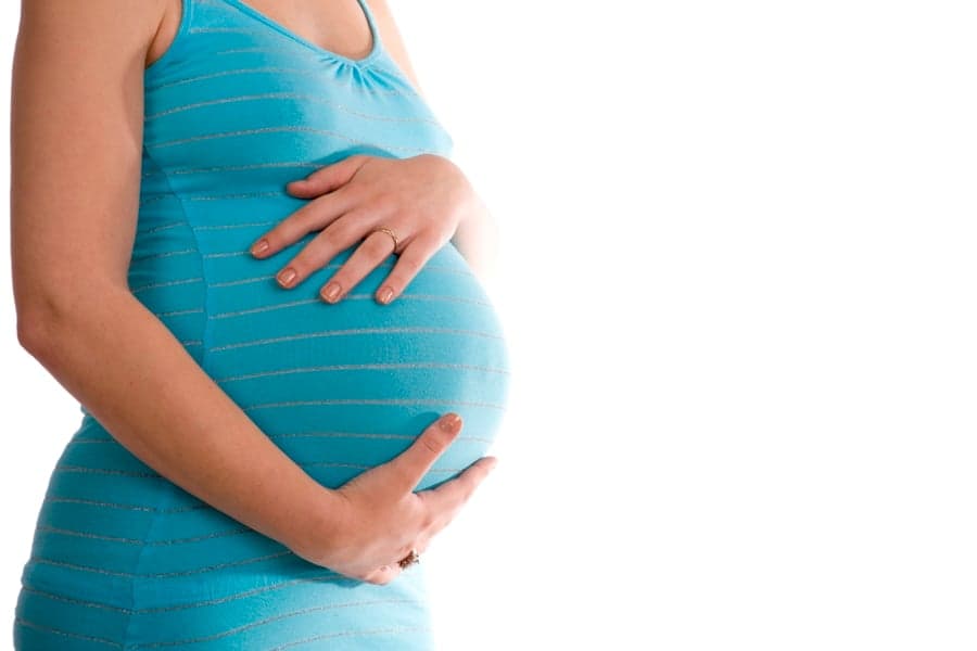 PICTURE – Well That’s One Way To Inform Your Friends That You Are Pregnant