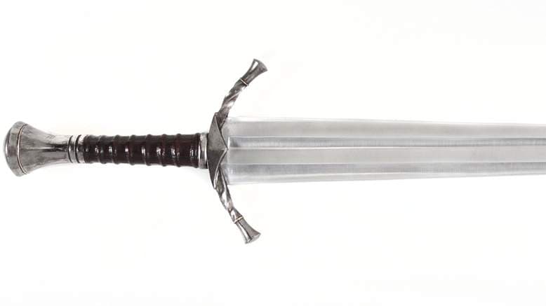 Photos: Lord of the Rings Movie Props to go Under the Hammer