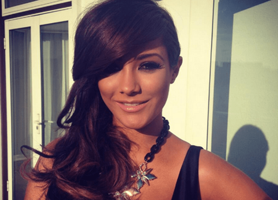 “Besotted” – Singer Announces New Arrival On Twitter
