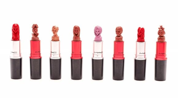 In Photos: Artist Creates Tiny Works of Art from Lipstick