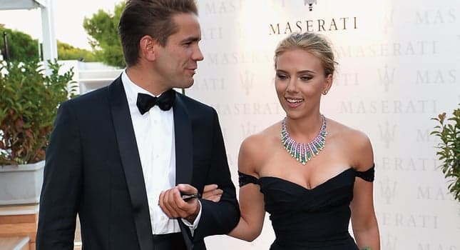Scarlett Johansson Reportedly Ties The Knot in Secret Ceremony