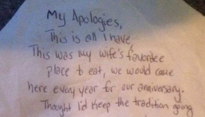 PICTURE: Man Leaves Tearjerking Note In Restaurant