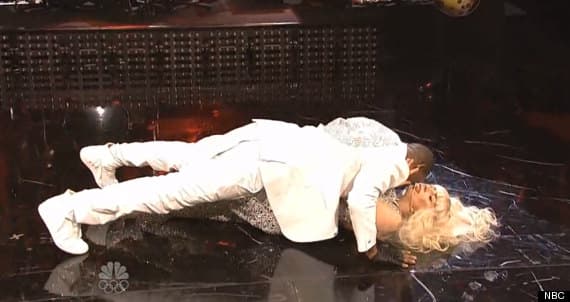 VIDEO: R. Kelly Does Whatever He Wants With Lady Gaga’s Body Live On SNL