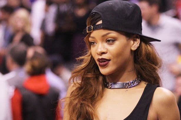 Rihanna Undergoes ‘Confidence Counselling’ To Address Self-Esteem Issues