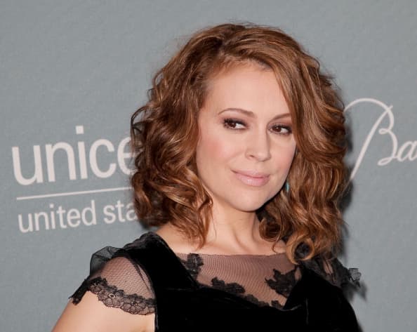 Actress Alyssa Milano Helps Save Abused Dog In South Korea