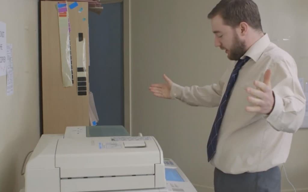 VIDEO: The Worst Things About Working In An Office