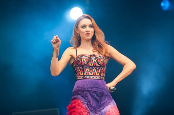 PICTURE: Una Foden Shares Another Adorable Snap Of Husband Ben And Daughter Aoife-Belle