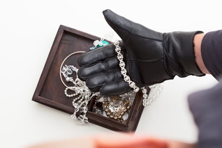 Tipperary Woman Appeals For Return Of Jewellery Belonging To Her Late Mother