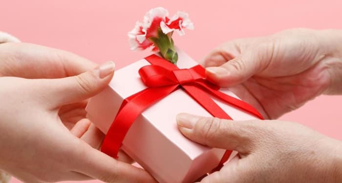 The Love List – Five Things We’d Like to Get Our Hands On This Valentine’s Day