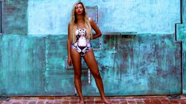 PICTURES: Fabulous Beyoncé Flaunts Her Bikini Bod
