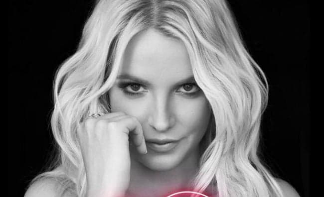 PICS:  New Look! Britney Spears Shows Off Her Fiery Red Locks