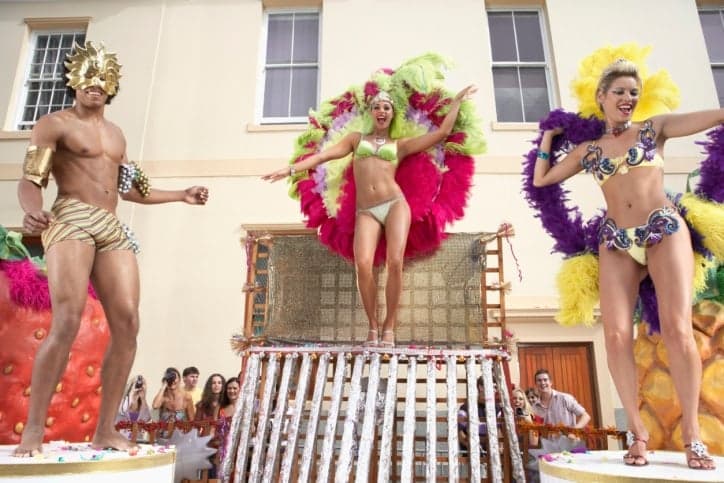 Soak up the atmosphere and dance until you drop this carnival season, with Expedia.ie!