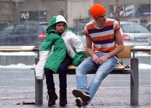 VIDEO – 11-Year-Old Boy Freezing At Bus Stop Receives Kindness From Strangers
