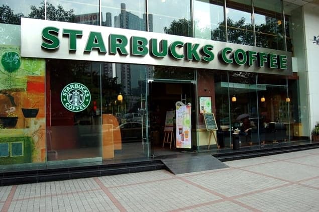 This Starbucks Life Hack Will Come In VERY Handy