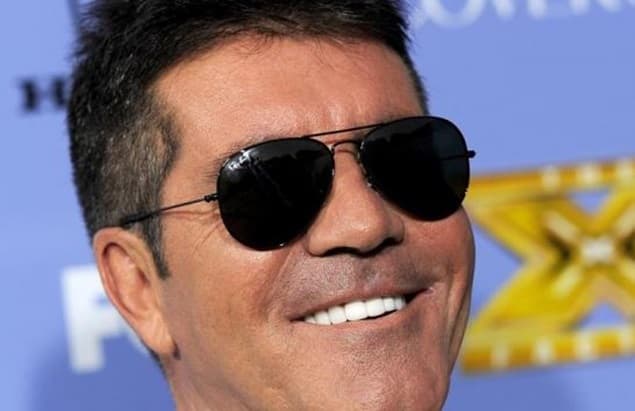 Simon Cowell Is a Dad – Music Mogul and Girlfriend Welcome First Child Simon Cowell Is a Dad – Music Mogul and Girlfriend Welcome First Child