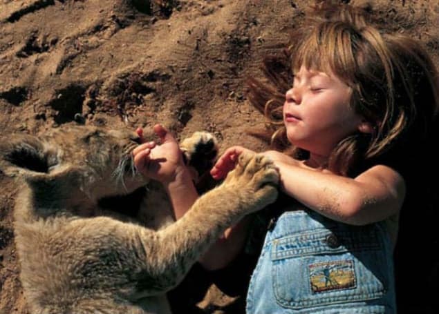 IN PICTURES: She’s a Real Life Mowgli – Parents Capture Daughter’s Friendships in Africa