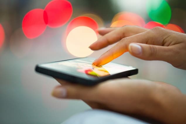 Ever Wondered What Life Would Be Like Without A Smartphone?