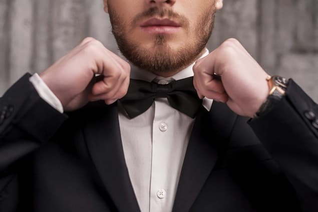 What Makes A Gentleman? Someone Who Makes Love On His Elbows Apparently!