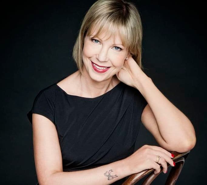 “The Biggest Thing I Could Say To Anyone Is Talk” – Her.ie Meets Author Emma Hannigan