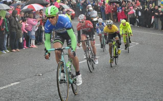 Pic Of The Day – “Keep Her Lit, Lads” This Sign From Antrim For The Giro d’Italia Is Perfect