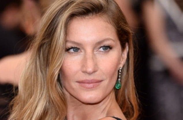 NSFW: Supermodel Gisele Bundchen Strips Off For French Magazine