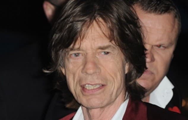 “It’s For Mick Jagger” – Coldplay Dedicate Song To Rolling Stones Front Man At New York Show “It’s For Mick Jagger” – Coldplay Dedicate Song To Rolling Stones Front Man At New York Show