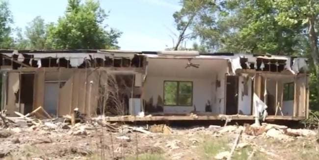 Woman Decides She Doesn’t Like Her Neighbours, Gets Their House Bulldozed