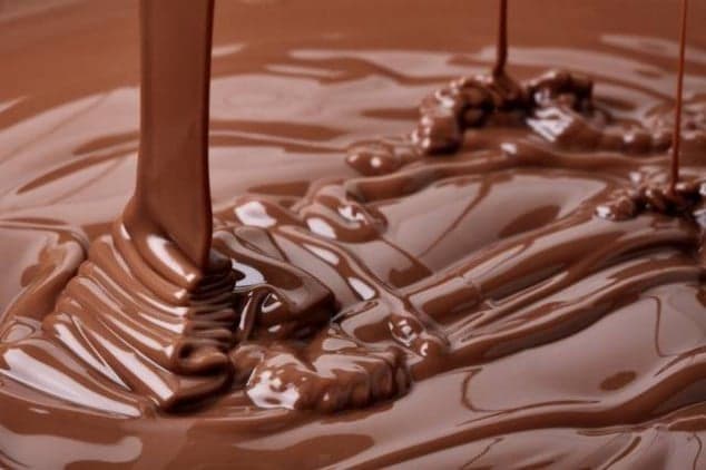 Chocoholics Alert: Artist Creates Room That’s Covered in Edible Chocolate Wallpaper