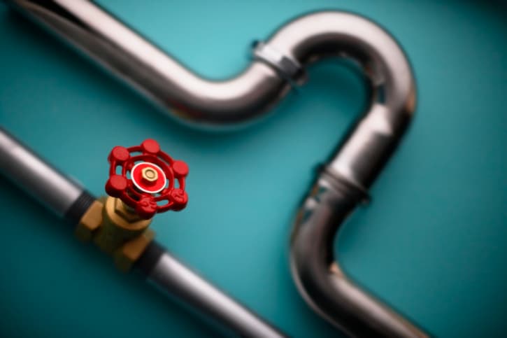Man Gets Penis Stuck In Pipe For Two Days And Comes Up With The Greatest Excuse Ever