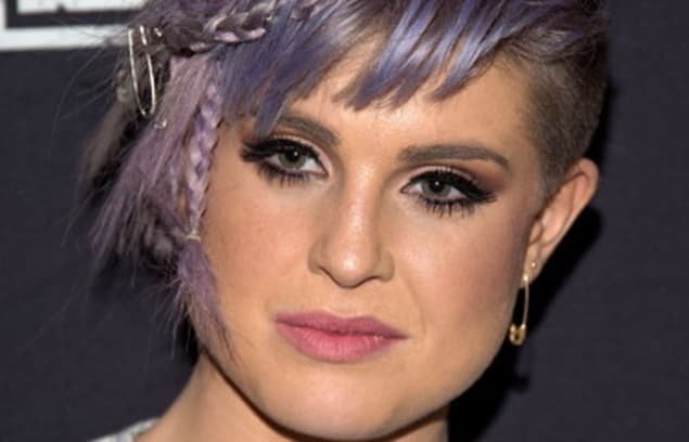 Kelly Osbourne Gets Tattoo On Side Of Head