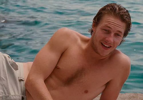 VIDEO: Ryan Who? Luke Bracey Might Be The New Gosling In “The Best Of Me”