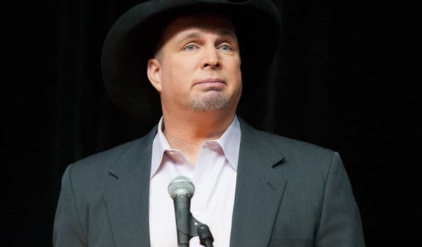 New Hope For Garth Gigs – Final Two Dates To Be Rescheduled?