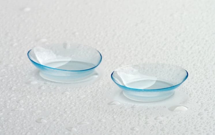 Student Blinded After Keeping Contact Lenses In For Six Months