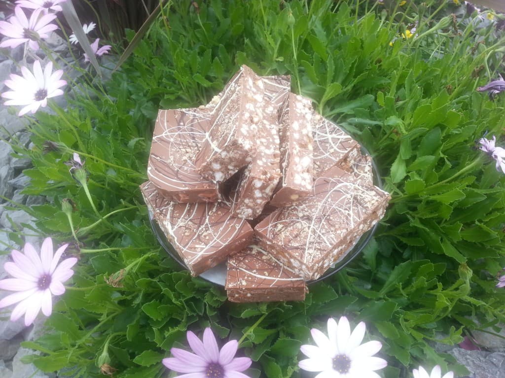 Recipe: Enjoy Summer Sweet Treat with this Amazing Rocky Road