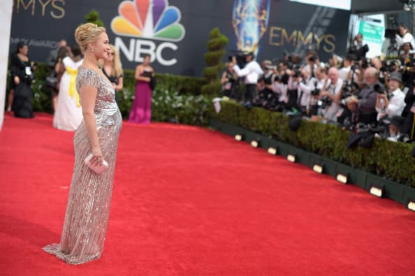 “It’s a Girl!” Expecting Star Reveals Baby News at the Emmy Awards