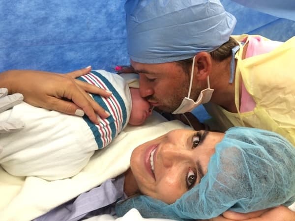 “Welcome to the World” – Graeme McDowell Shows Off a Beautiful New Arrival