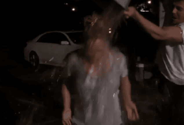 Hollywood Actress Confirms Pregnancy During Ice Bucket Challenge