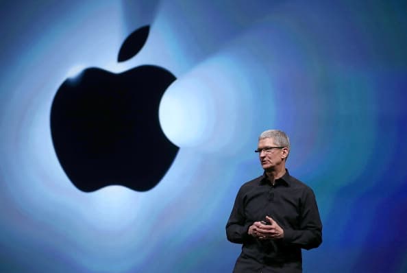 Tech Enthusiasts Right This Way: Everything You Need To Know About The New iPhone 6 And Apple Watch