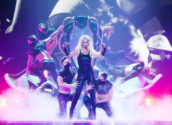 “Everyone Knows My Boyfriend Cheated On Me” – Britney Opens Up During Vegas Show