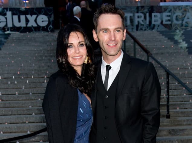 Courtney Cox Is Planning A ‘Traditional Irish Christmas’ With Guinness And Black Pudding