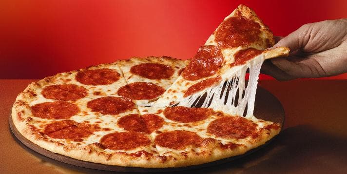 HILARIOUS! Man Touches Base With Domino’s On Twitter After His Pizza Arrived With No Toppings… Oh Wait