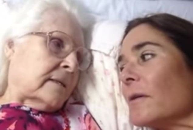 VIDEO: The Moment A Woman With Alzheimer’s Disease Remembers Her Daughter