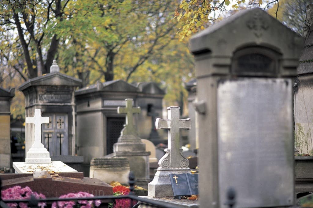 Woman Who Dug Up Father’s Grave Said He “Would Be Okay With It”