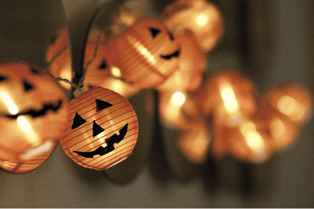 Halloween Sweet Treats: Cheeky Chocolate Bats & Firework Cookie Pops