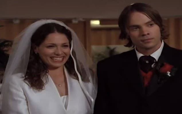 ‘7th Heaven’ Star Sarah Goldberg Dies At The Age of 40