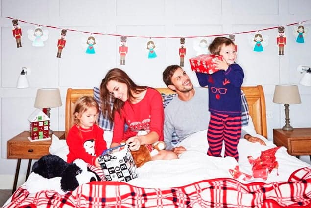 [CLOSED] Win! A Fantastic €250 Christmas Gift Card for Heatons!