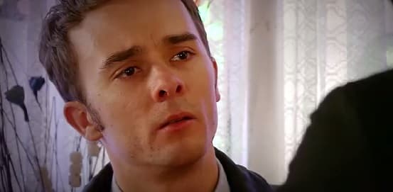 VIDEO: It’s Going To Be a Difficult Christmas For Some Coronation Street Residents