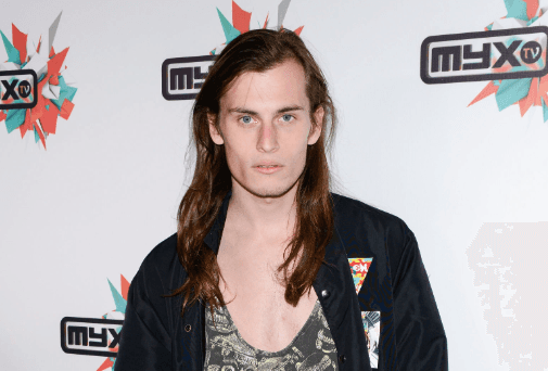 American Horror Story actor Harry Hains has sadly died at the age of 27 American Horror Story actor Harry Hains has sadly died at the age of 27