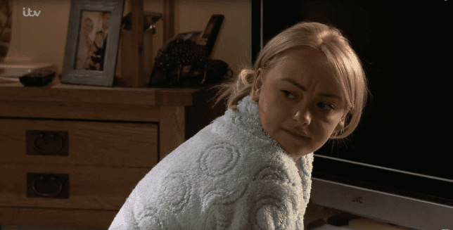 Coronation Street fans stunned as Katie McGlynn made a surprise appearance last night