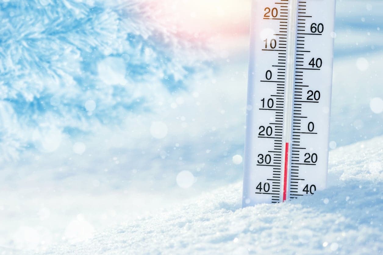 Met Éireann issues ice and low temperature warning for 10 counties